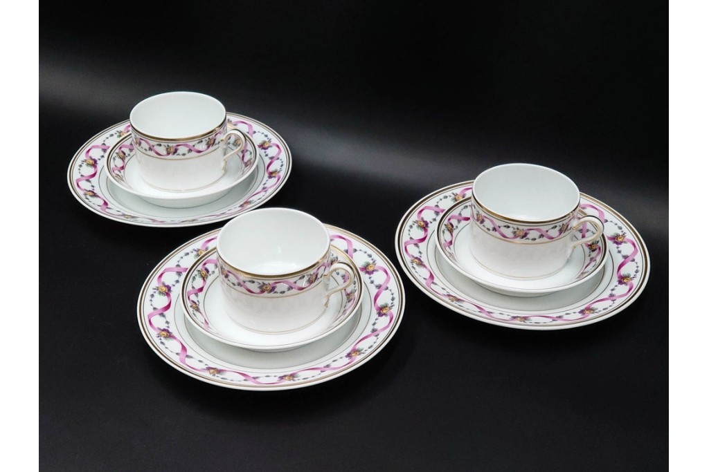イタリア　Richard Ginori(リチャードジノリ)　インペロジュリエッタ　ピンクリボンと小花柄が可憐なトリオ3客セット　(R-085305)