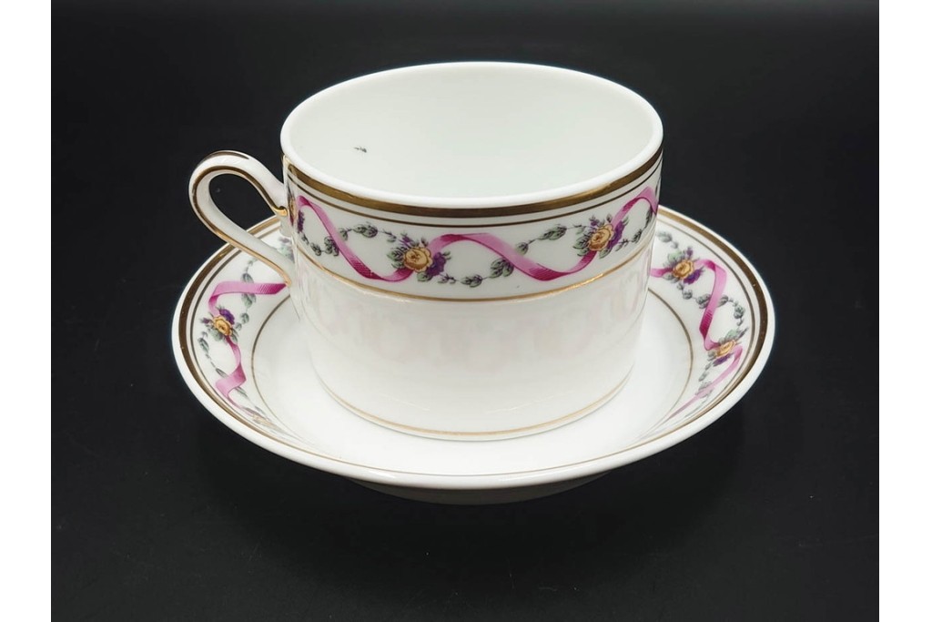 イタリア　Richard Ginori(リチャードジノリ)　インペロジュリエッタ　ピンクリボンと小花柄が可憐なトリオ3客セット　(R-085305)