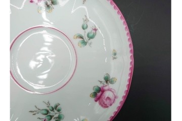 イタリア　Richard Ginori(リチャードジノリ)　アンティックローズ　可憐なバラが散りばめられたトリオ3客セット　(R-085306)