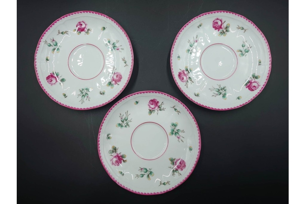 イタリア　Richard Ginori(リチャードジノリ)　アンティックローズ　可憐なバラが散りばめられたトリオ3客セット　(R-085306)