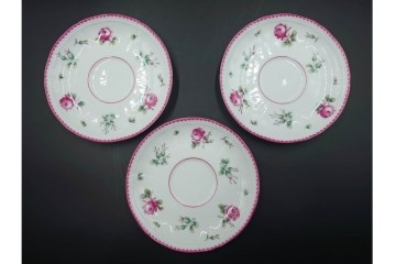 イタリア　Richard Ginori(リチャードジノリ)　アンティックローズ　可憐なバラが散りばめられたトリオ3客セット　(R-085306)