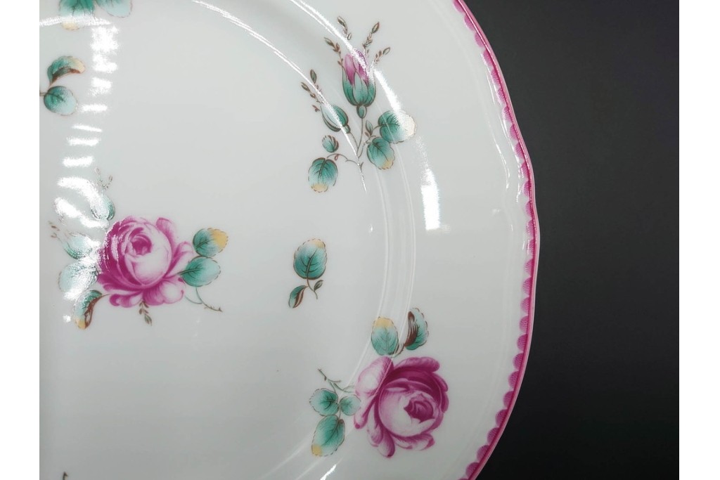 イタリア　Richard Ginori(リチャードジノリ)　アンティックローズ　可憐なバラが散りばめられたトリオ3客セット　(R-085306)