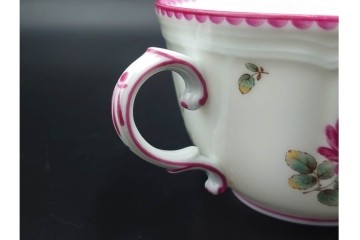 イタリア　Richard Ginori(リチャードジノリ)　アンティックローズ　可憐なバラが散りばめられたトリオ3客セット　(R-085306)