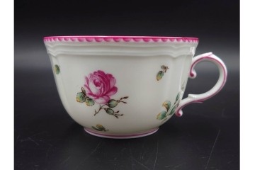 イタリア　Richard Ginori(リチャードジノリ)　アンティックローズ　可憐なバラが散りばめられたトリオ3客セット　(R-085306)