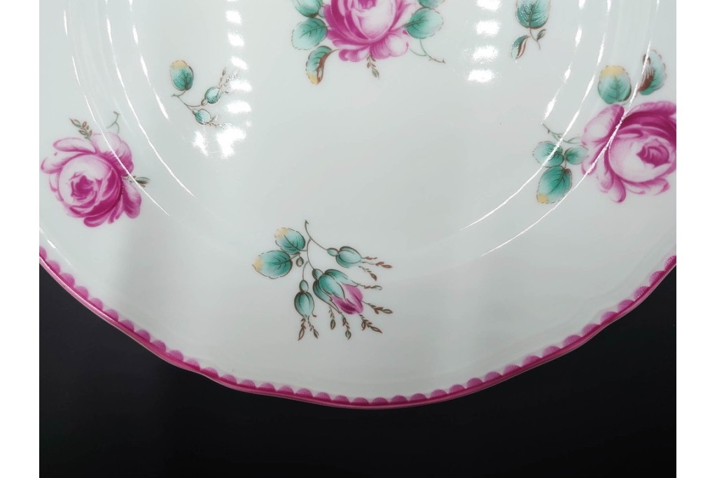 イタリア　Richard Ginori(リチャードジノリ)　アンティックローズ　可憐なバラが散りばめられたトリオ3客セット　(R-085306)