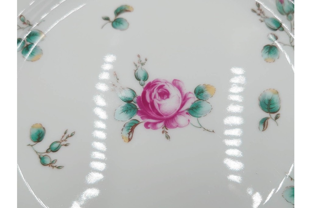 イタリア　Richard Ginori(リチャードジノリ)　アンティックローズ　可憐なバラが散りばめられたトリオ3客セット　(R-085306)