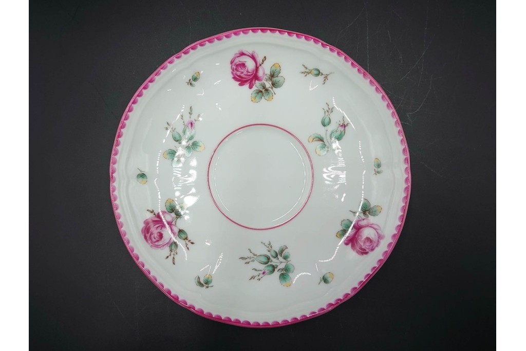 イタリア　Richard Ginori(リチャードジノリ)　アンティックローズ　可憐なバラが散りばめられたトリオ3客セット　(R-085306)