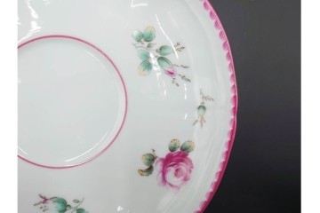 イタリア　Richard Ginori(リチャードジノリ)　アンティックローズ　可憐なバラが散りばめられたトリオ4客セット　(R-085307)