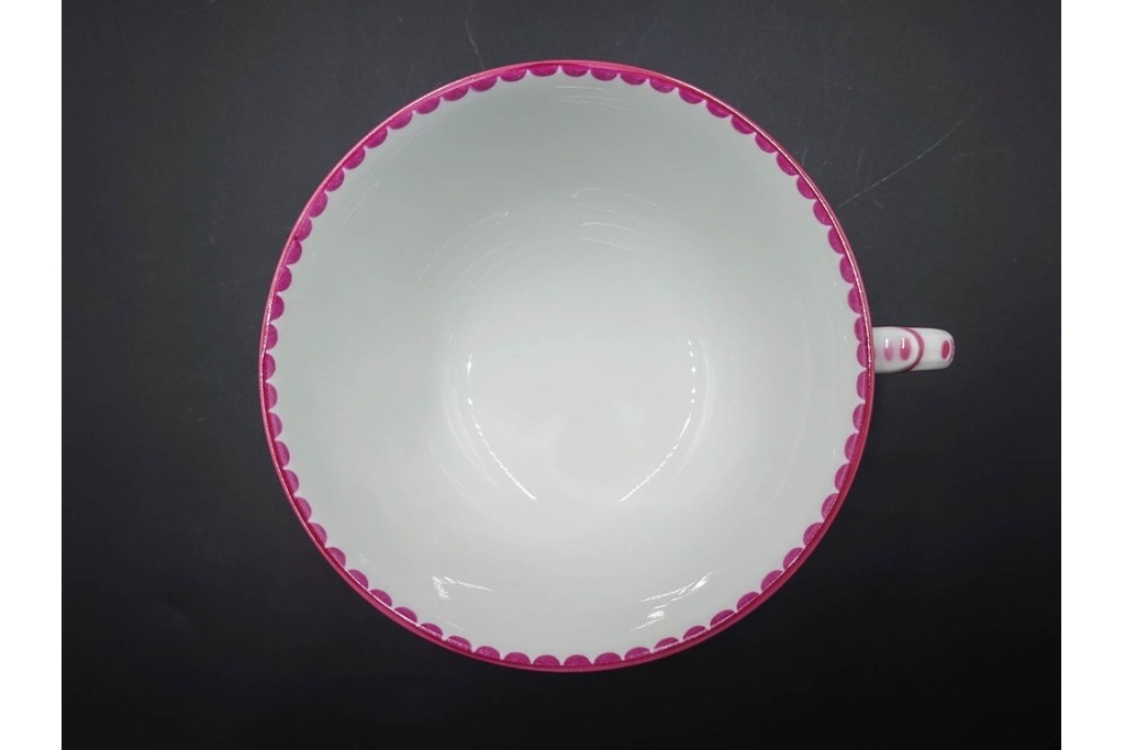 イタリア　Richard Ginori(リチャードジノリ)　アンティックローズ　可憐なバラが散りばめられたトリオ4客セット　(R-085307)