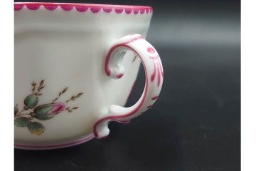 イタリア　Richard Ginori(リチャードジノリ)　アンティックローズ　可憐なバラが散りばめられたトリオ4客セット　(R-085307)