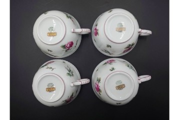 イタリア　Richard Ginori(リチャードジノリ)　アンティックローズ　可憐なバラが散りばめられたトリオ4客セット　(R-085307)