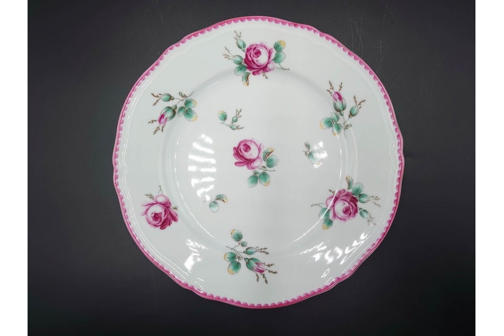 イタリア　Richard Ginori(リチャードジノリ)　アンティックローズ　可憐なバラが散りばめられたトリオ4客セット　(R-085307)