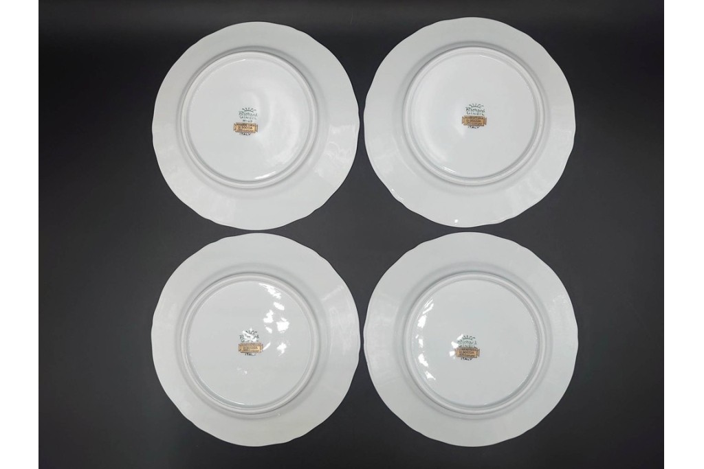 イタリア　Richard Ginori(リチャードジノリ)　アンティックローズ　可憐なバラが散りばめられたトリオ4客セット　(R-085307)