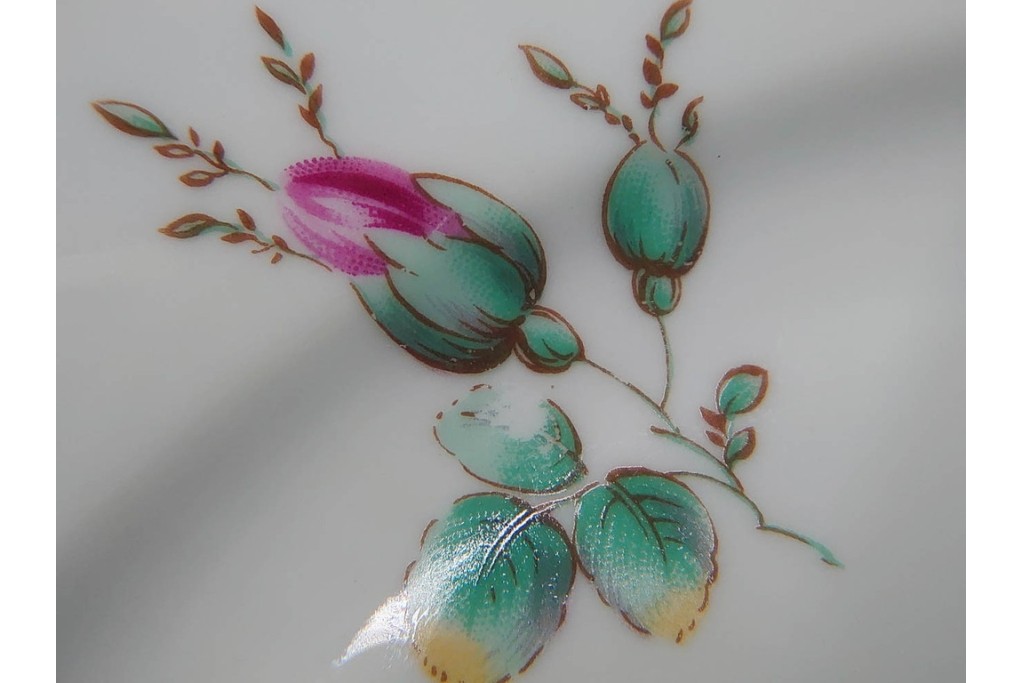 イタリア　Richard Ginori(リチャードジノリ)　アンティックローズ　可憐なバラが散りばめられたトリオ4客セット　(R-085307)