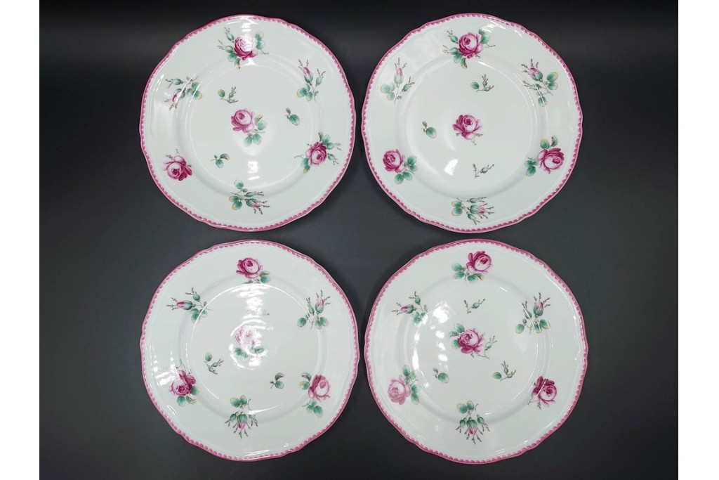 イタリア　Richard Ginori(リチャードジノリ)　アンティックローズ　可憐なバラが散りばめられたトリオ4客セット　(R-085307)