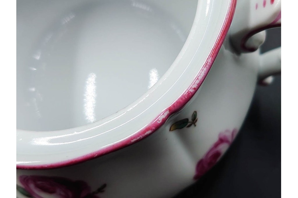 イタリア　Richard Ginori(リチャードジノリ)　アンティックローズ　ピンクの縁取りが上品なティーポット・シュガーポット・クリーマーセット　(R-085308)