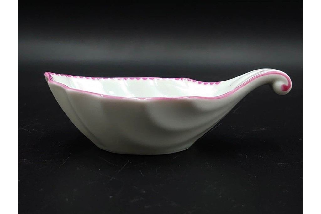 イタリア　Richard Ginori(リチャードジノリ)　アンティックローズ　可憐なバラがモチーフのコンポート・スプーンレストセット　(R-085309)