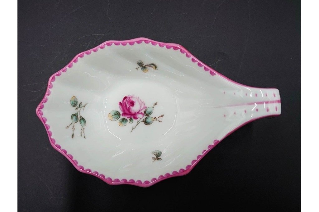 イタリア　Richard Ginori(リチャードジノリ)　アンティックローズ　可憐なバラがモチーフのコンポート・スプーンレストセット　(R-085309)