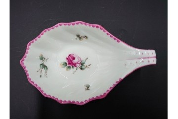 イタリア　Richard Ginori(リチャードジノリ)　アンティックローズ　可憐なバラがモチーフのコンポート・スプーンレストセット　(R-085309)