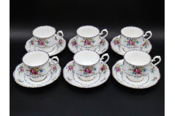 イギリス　ROYAL ALBERT(ロイヤルアルバート)　プチポワン　刺繍図案のような小花模様が可愛らしいカップ&ソーサー6客セット　(R-085311)