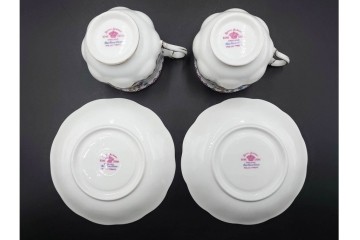 イギリス　ROYAL ALBERT(ロイヤルアルバート)　プチポワン　刺繍図案のような小花模様が可愛らしいカップ&ソーサー6客セット　(R-085311)