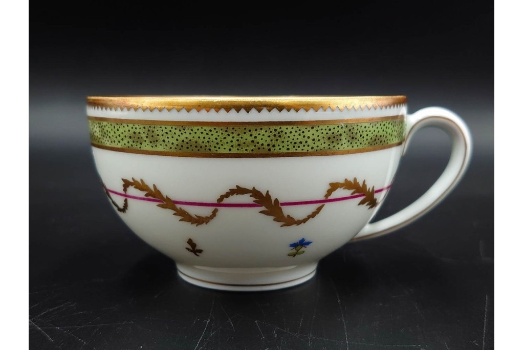 フランス　LIMOGES(リモージュ)　HAVILAND(アビランド)　Vieux Paris(ヴューパリ)　小花とリースが上品なトリオ4客セット　(R-085312)