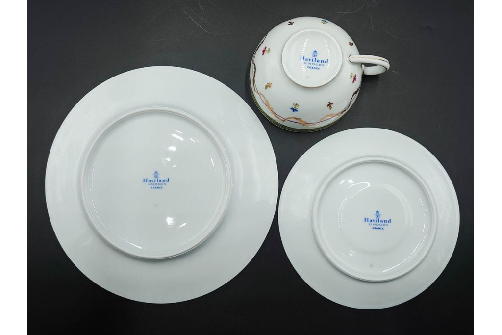 フランス　LIMOGES(リモージュ)　HAVILAND(アビランド)　Vieux Paris(ヴューパリ)　小花とリースが上品なトリオ4客セット　(R-085312)