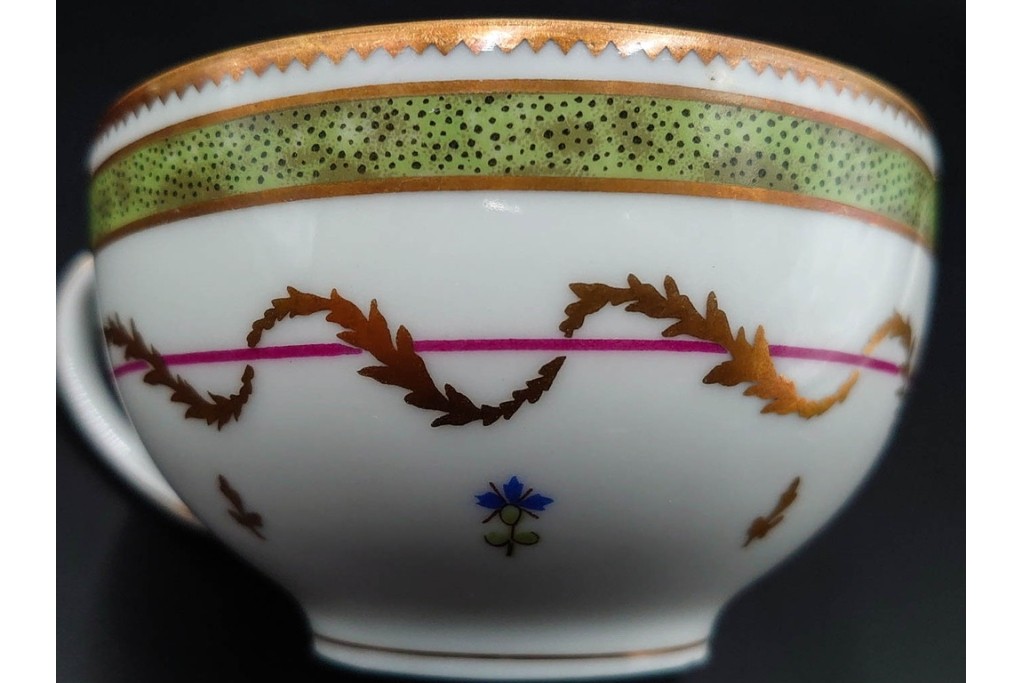 フランス　LIMOGES(リモージュ)　HAVILAND(アビランド)　Vieux Paris(ヴューパリ)　小花とリースが上品なトリオ4客セット　(R-085312)