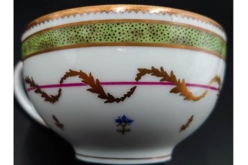 フランス　LIMOGES(リモージュ)　HAVILAND(アビランド)　Vieux Paris(ヴューパリ)　小花とリースが上品なトリオ4客セット　(R-085312)