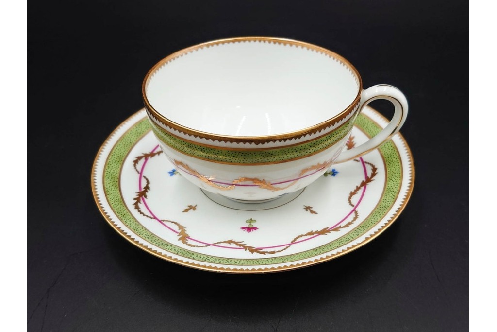 フランス　LIMOGES(リモージュ)　HAVILAND(アビランド)　Vieux Paris(ヴューパリ)　小花とリースが上品なトリオ4客セット　(R-085312)