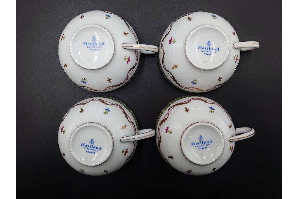 フランス　LIMOGES(リモージュ)　HAVILAND(アビランド)　Vieux Paris(ヴューパリ)　小花とリースが上品なトリオ4客セット　(R-085312)