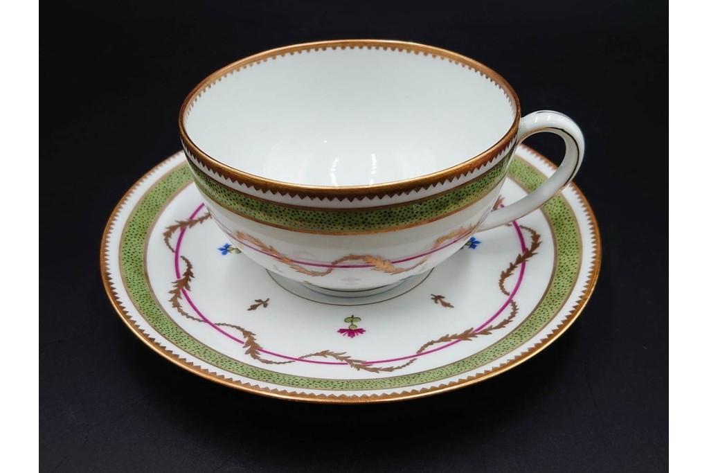 フランス　LIMOGES(リモージュ)　HAVILAND(アビランド)　Vieux Paris(ヴューパリ)　小花とリースが上品なトリオ4客セット　(R-085312)