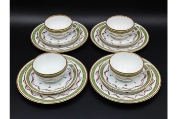 フランス　LIMOGES(リモージュ)　HAVILAND(アビランド)　Vieux Paris(ヴューパリ)　小花とリースが上品なトリオ4客セット　(R-085312)
