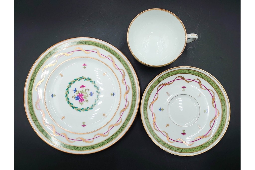 フランス　LIMOGES(リモージュ)　HAVILAND(アビランド)　Vieux Paris(ヴューパリ)　小花とリースが上品なトリオ4客セット　(R-085312)