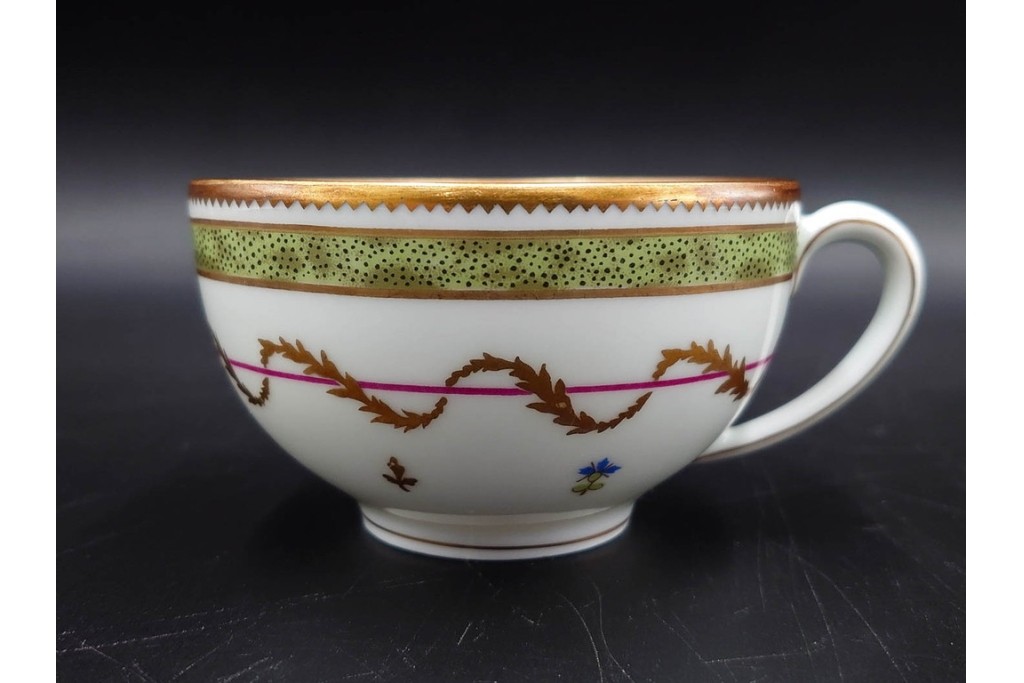 フランス　LIMOGES(リモージュ)　HAVILAND(アビランド)　Vieux Paris(ヴューパリ)　小花とリースが上品なトリオ4客セット　(R-085313)