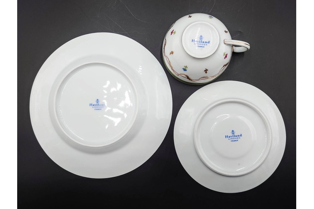 フランス　LIMOGES(リモージュ)　HAVILAND(アビランド)　Vieux Paris(ヴューパリ)　小花とリースが上品なトリオ4客セット　(R-085313)