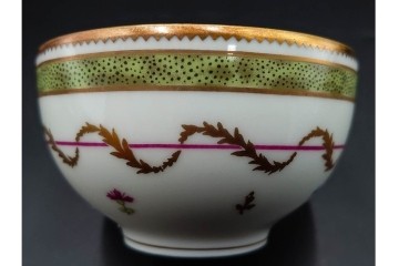 フランス　LIMOGES(リモージュ)　HAVILAND(アビランド)　Vieux Paris(ヴューパリ)　小花とリースが上品なトリオ4客セット　(R-085313)