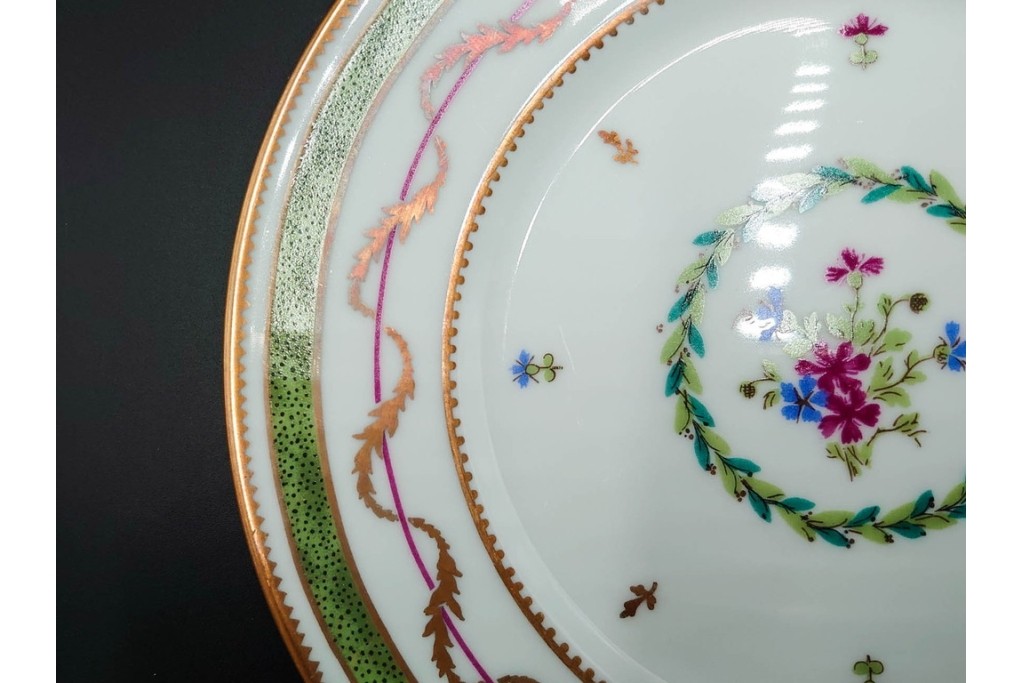 フランス　LIMOGES(リモージュ)　HAVILAND(アビランド)　Vieux Paris(ヴューパリ)　小花とリースが上品なトリオ4客セット　(R-085313)