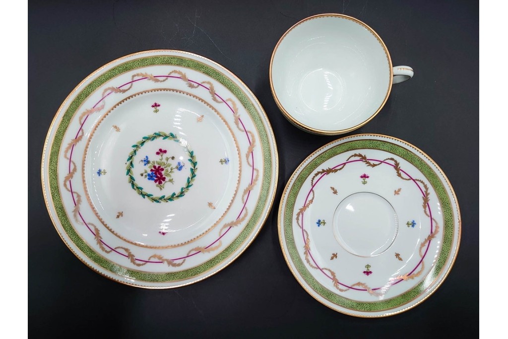フランス　LIMOGES(リモージュ)　HAVILAND(アビランド)　Vieux Paris(ヴューパリ)　小花とリースが上品なトリオ4客セット　(R-085313)