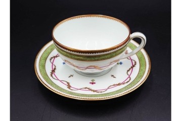 フランス　LIMOGES(リモージュ)　HAVILAND(アビランド)　Vieux Paris(ヴューパリ)　小花とリースが上品なトリオ4客セット　(R-085313)