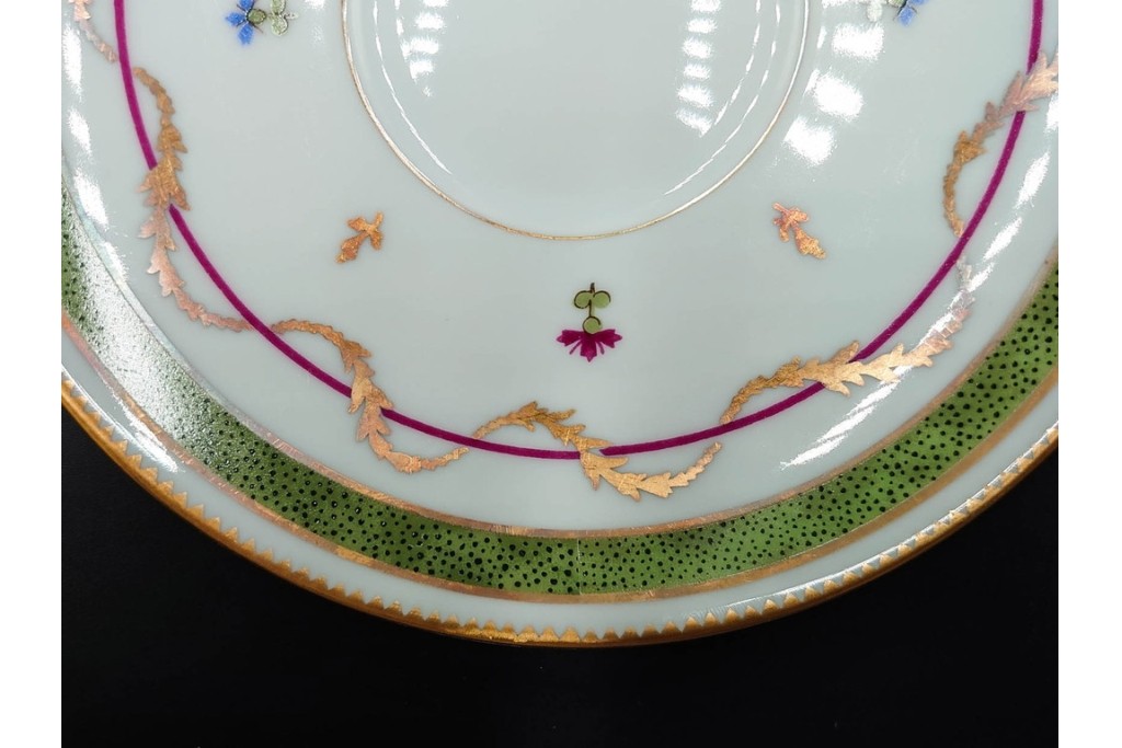 フランス　LIMOGES(リモージュ)　HAVILAND(アビランド)　Vieux Paris(ヴューパリ)　小花とリースが上品なトリオ4客セット　(R-085313)