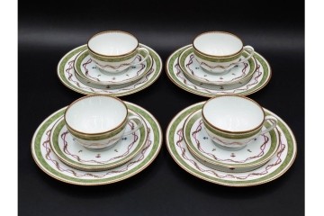 フランス　LIMOGES(リモージュ)　HAVILAND(アビランド)　Vieux Paris(ヴューパリ)　小花とリースが上品なトリオ4客セット　(R-085313)