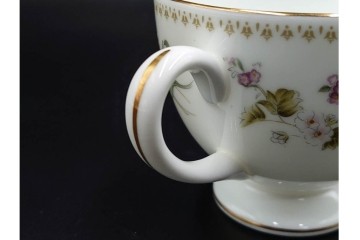 イギリス　WEDGWOOD(ウェッジウッド)　ミラベル　可憐な花模様が食卓を彩るトリオ4客セット　(R-085314)