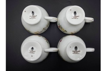 イギリス　WEDGWOOD(ウェッジウッド)　ミラベル　可憐な花模様が食卓を彩るトリオ4客セット　(R-085314)