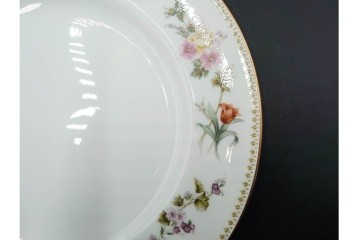 イギリス　WEDGWOOD(ウェッジウッド)　ミラベル　可憐な花模様が食卓を彩るトリオ4客セット　(R-085314)