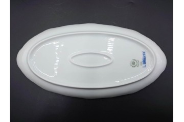 デンマーク製　ROYAL COPENHAGEN(ロイヤルコペンハーゲン)　ブルーフルーテッド プレイン プリンセス　ハイハンドルカップ&ソーサー・ラウンドディッシュ2点・ピックルディッシュセット　(R-085315)