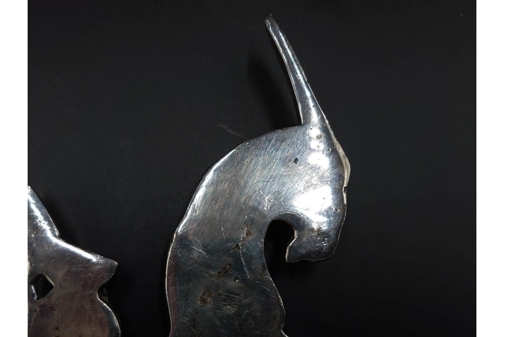 スペイン　VARO,S.A. VALENTI(バロッサバレンティ)　馬とユニコーンをかたどった金属製のトレイ・プレート・栓抜き3点セット　外箱付き　(R-085316)