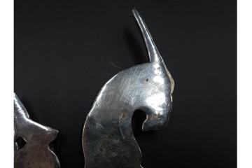 スペイン　VARO,S.A. VALENTI(バロッサバレンティ)　馬とユニコーンをかたどった金属製のトレイ・プレート・栓抜き3点セット　外箱付き　(R-085316)