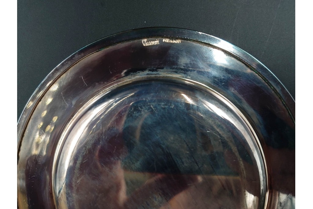 スペイン　VARO,S.A. VALENTI(バロッサバレンティ)　馬とユニコーンをかたどった金属製のトレイ・プレート・栓抜き3点セット　外箱付き　(R-085316)