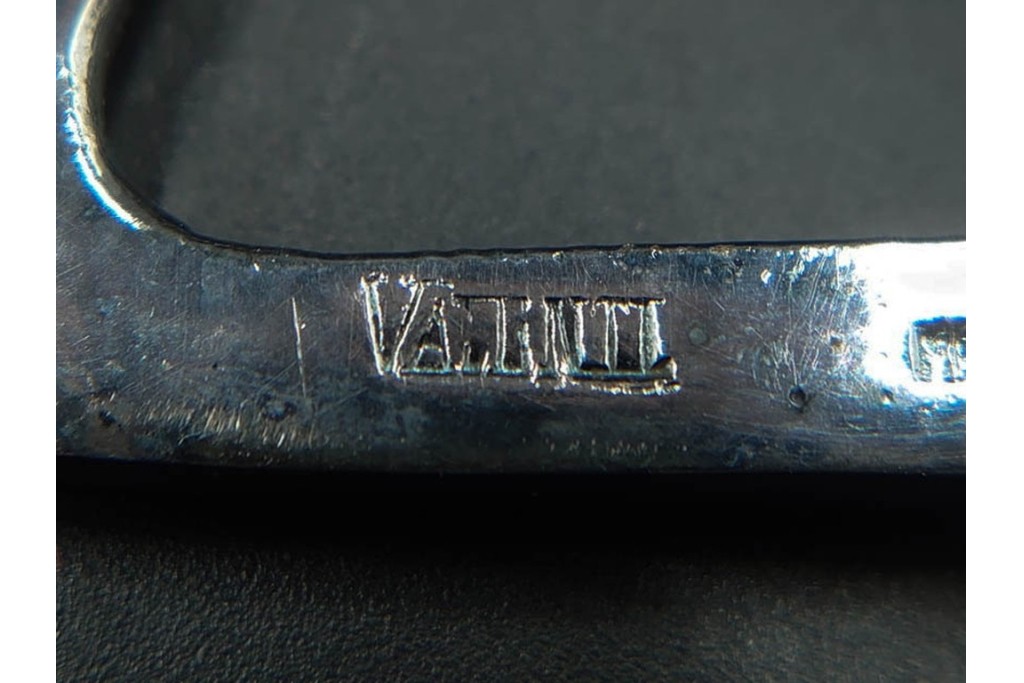 スペイン　VARO,S.A. VALENTI(バロッサバレンティ)　馬とユニコーンをかたどった金属製のトレイ・プレート・栓抜き3点セット　外箱付き　(R-085316)